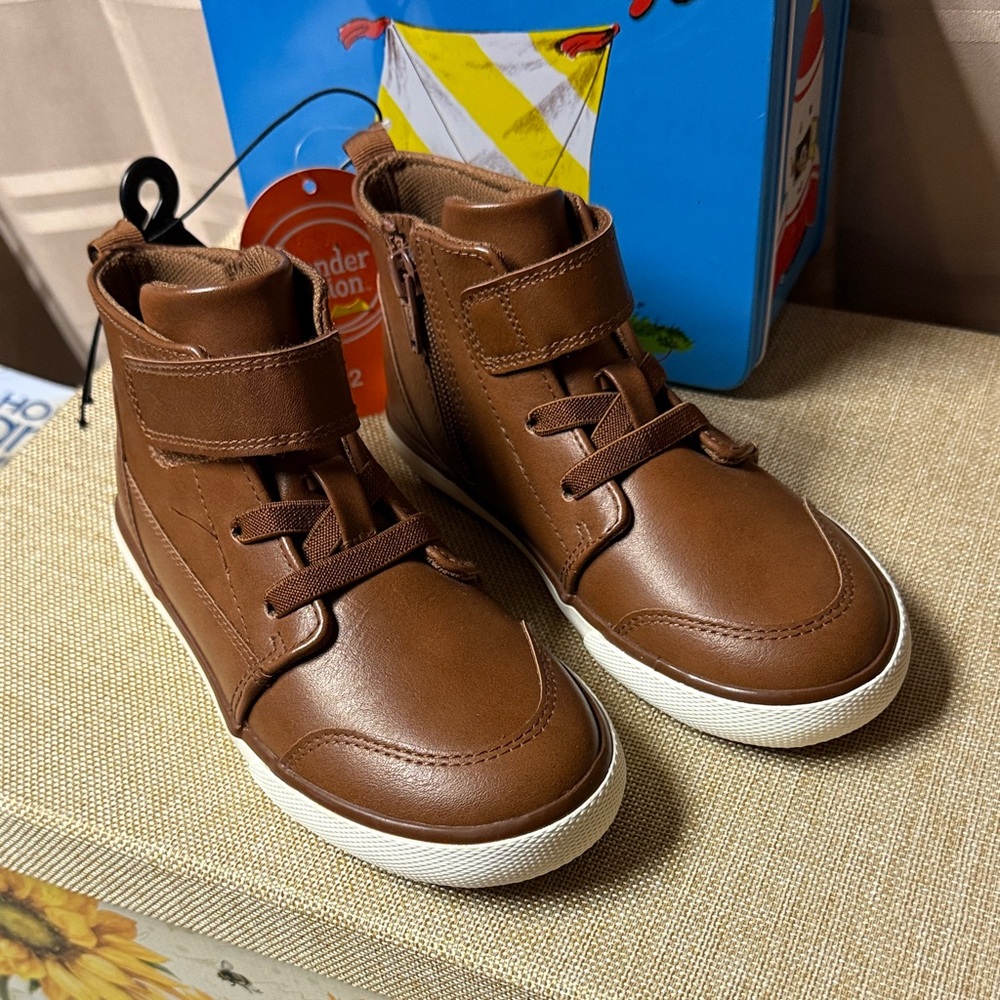 Wonder Nation Boys High Top Sneakers Lace Up Brown Padded Sole Size 12 NWT